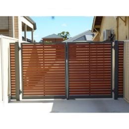 Aluminium slat gates