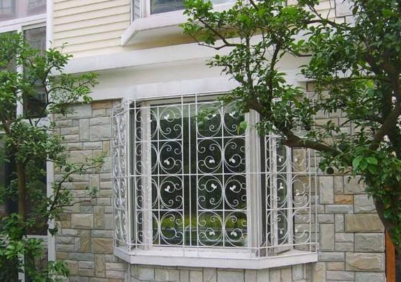 Wrought iron window is a manifestation of quality of life